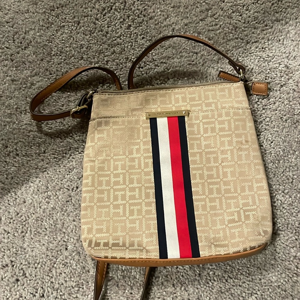 Hand bag